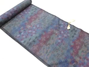 大特価品　花模様織り出し本場泥大島紬着尺反物